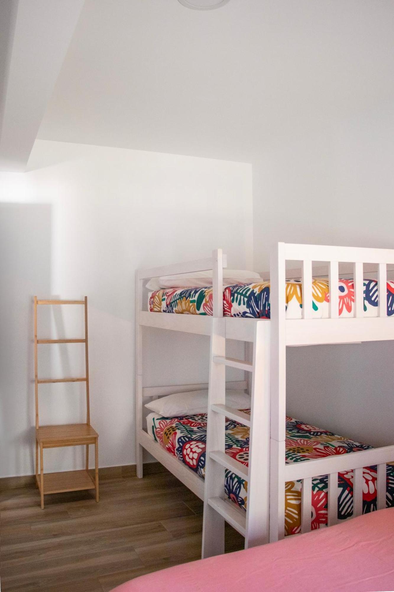 Casas Rurales La Carrasca 오사 데 몬티엘 외부 사진